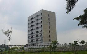 ARTOTEL Casa Cikarang